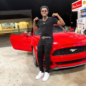 Meet your Posher, Pierre